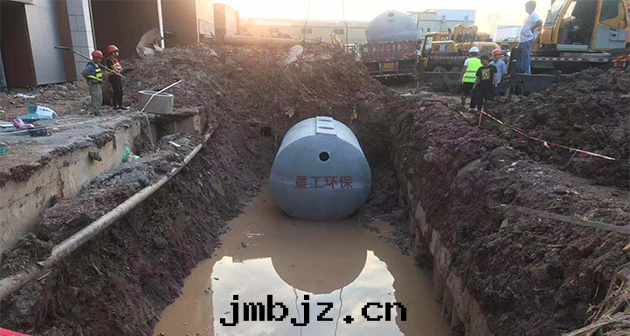 晨工商砼化(huà)糞池