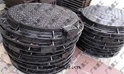 成(chéng)品鑄铁(tiě)井盖
