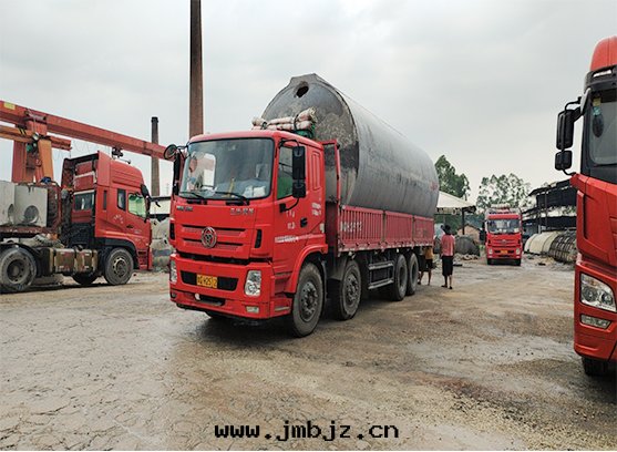 專業運輸車隊，为(wèi)您保駕護航！